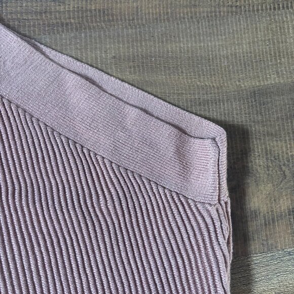 GB Tan Ribbed Knit Asymmetrical Crop Tank Top Size M - Picture 5 of 9